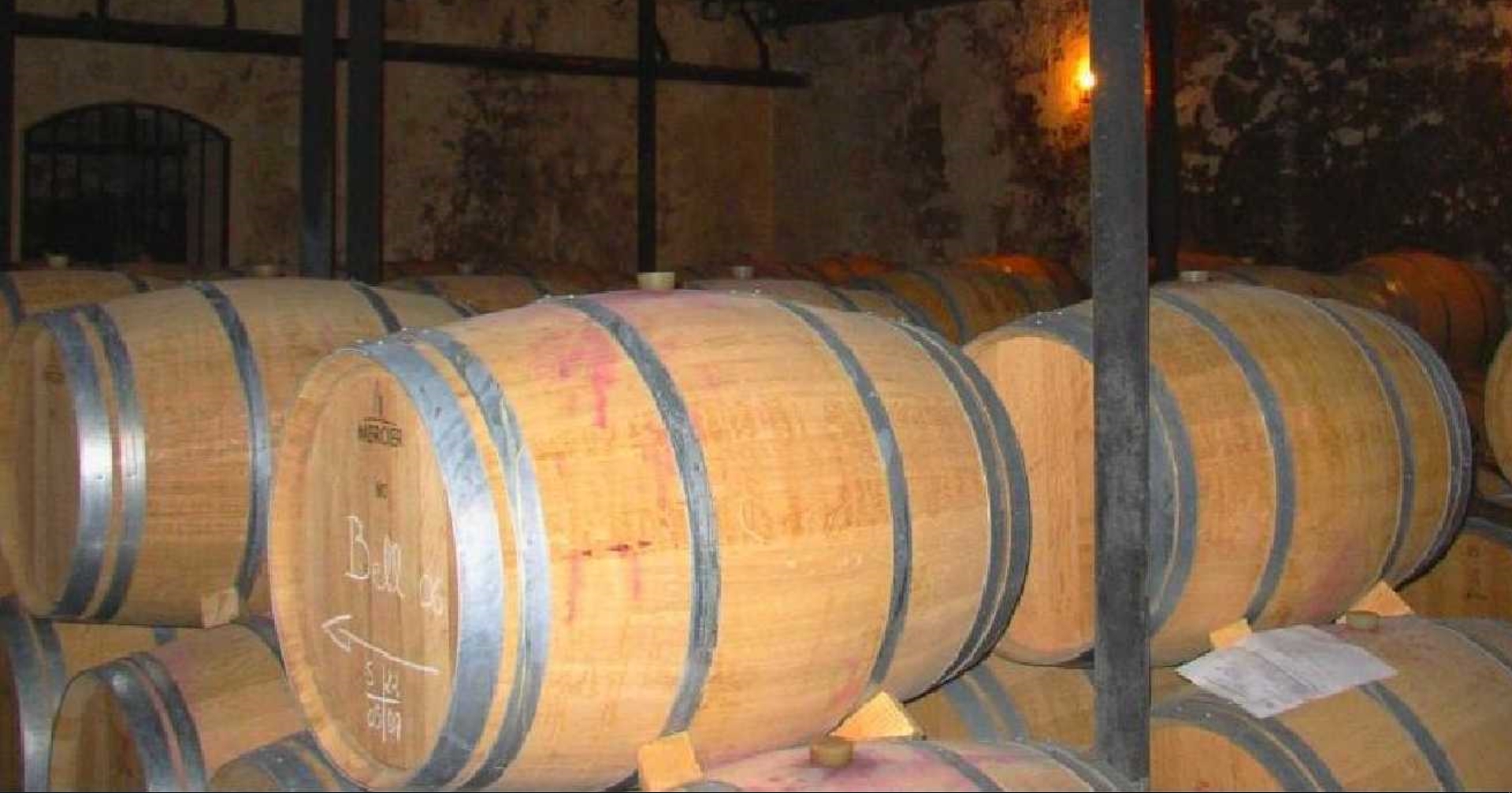 Bellegrave chai barriques Bellegrave chai barriques