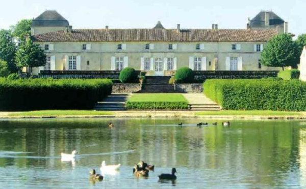 Château Calon-Ségur vendu à Suravenir Assurances, filiale du groupe bancaire Arkéa.